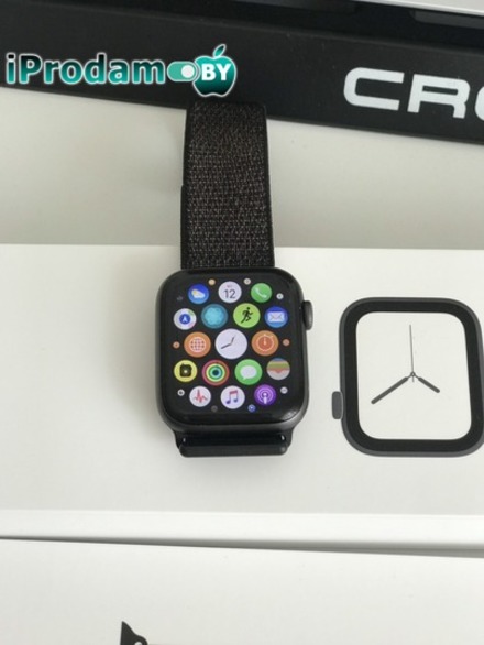 Продам Apple Watch Series 4 Space Gray Aluminium Case. Black Sport Loop (GPS) 44mm.