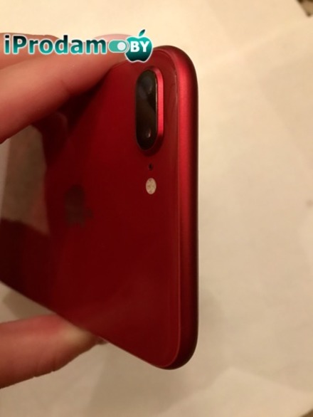 Продам iPhone 8 Plus red 64GB